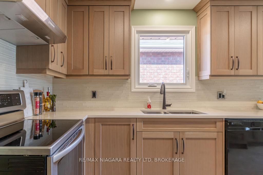 27 Andrea Drive • St. Catharines, ON photo 12