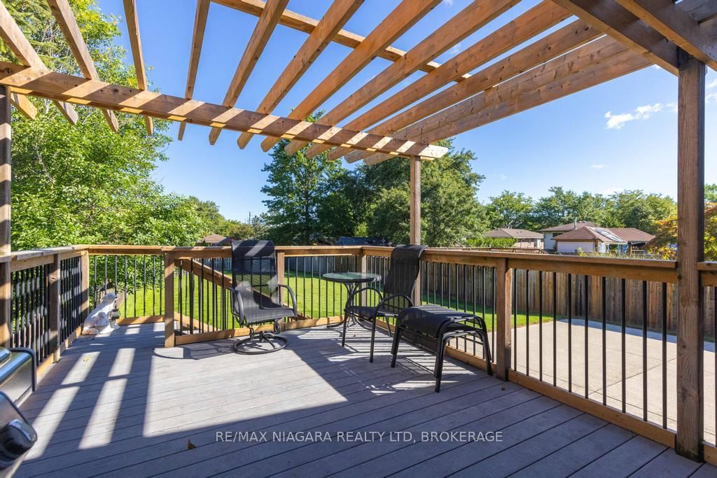 27 Andrea Drive • St. Catharines, ON photo 23