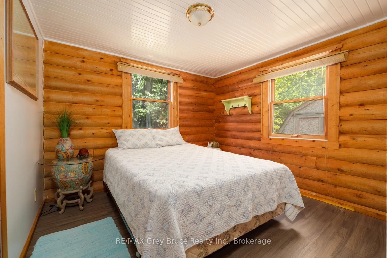281 Shoreline Avenue • South Bruce Peninsula, ON photo 16