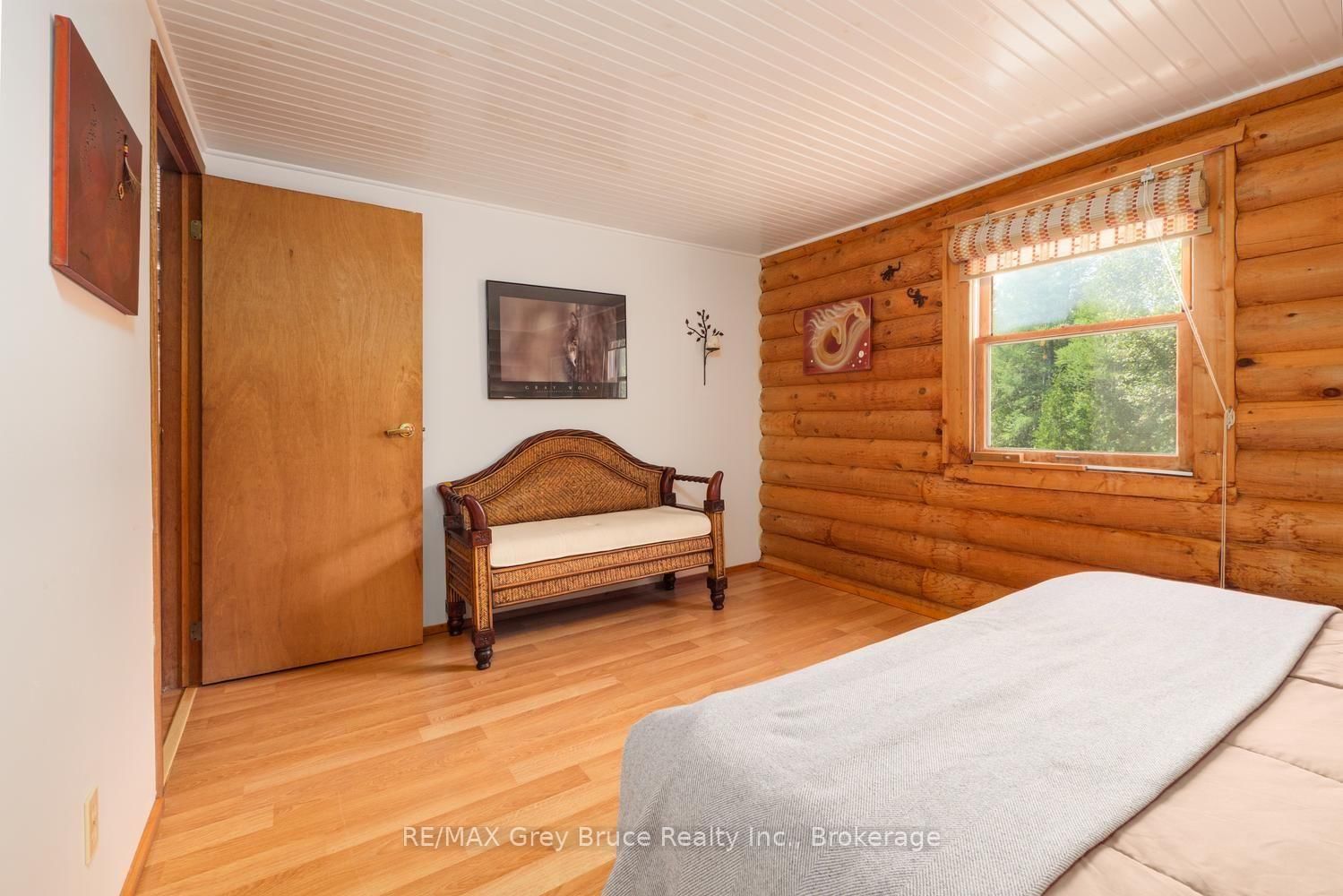 281 Shoreline Avenue • South Bruce Peninsula, ON photo 20