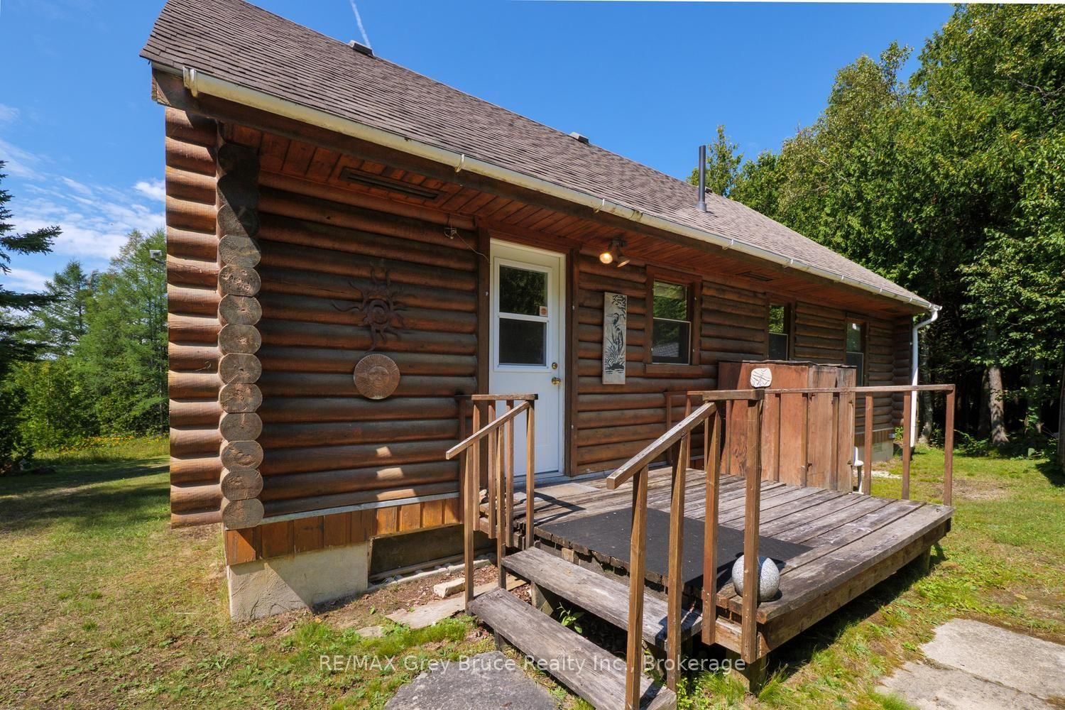 281 Shoreline Avenue • South Bruce Peninsula, ON photo 28