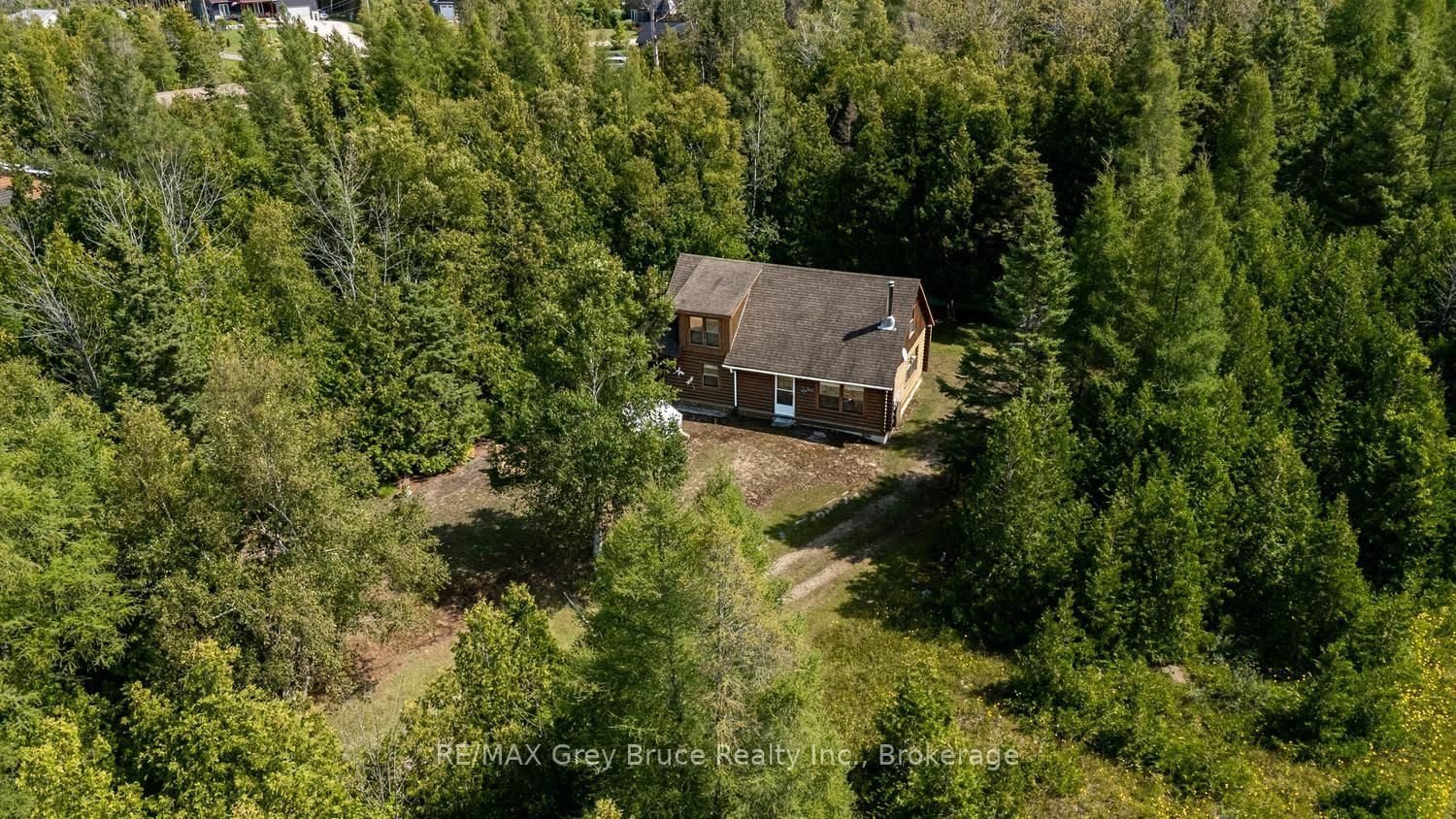 281 Shoreline Avenue • South Bruce Peninsula, ON photo 46