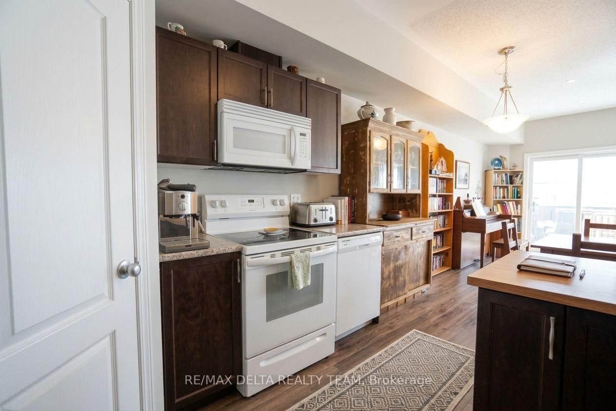 92 Bellwood Drive • Arnprior, ON photo 6