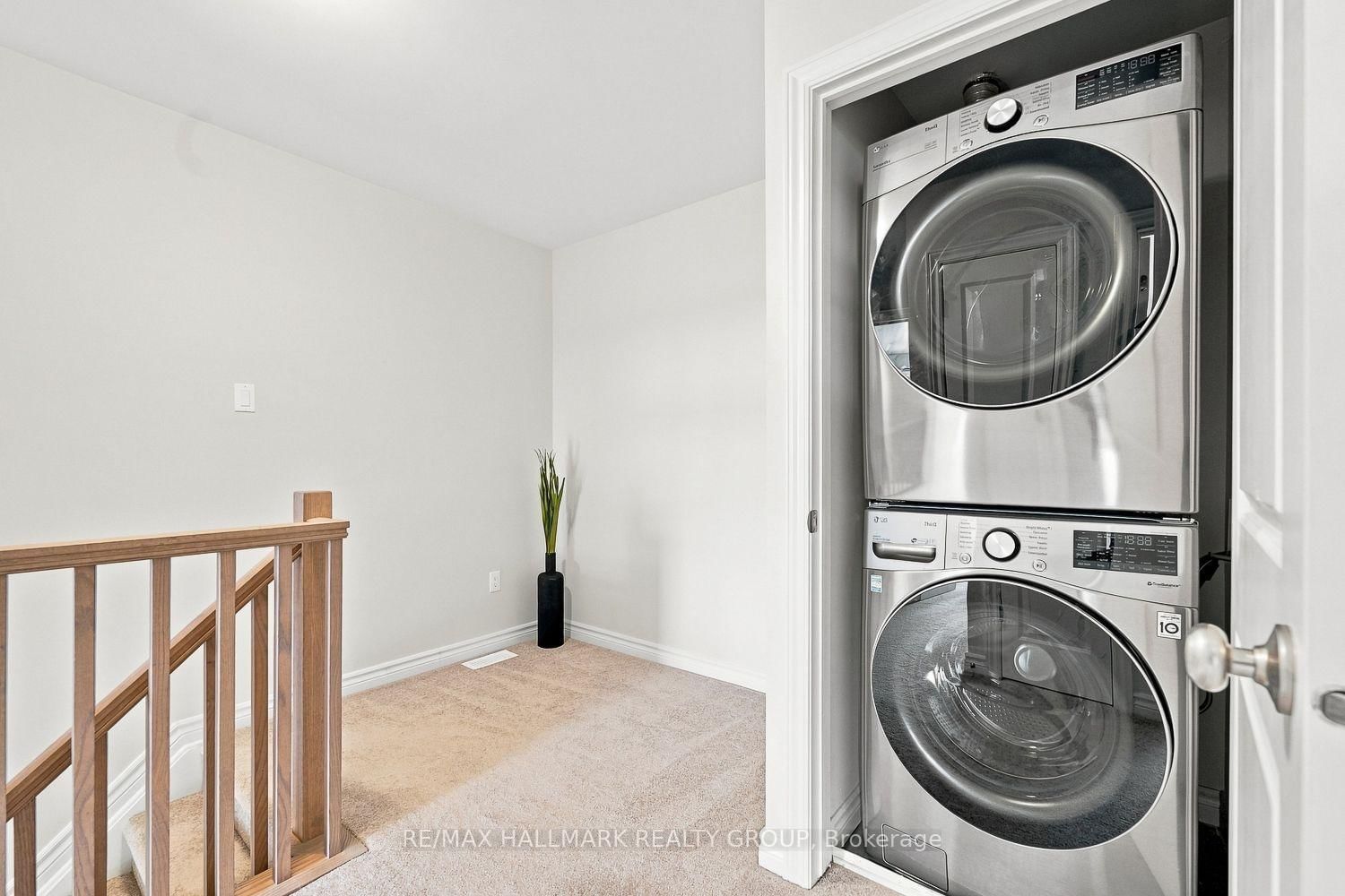881 Couloir Road • Ottawa, ON photo 26