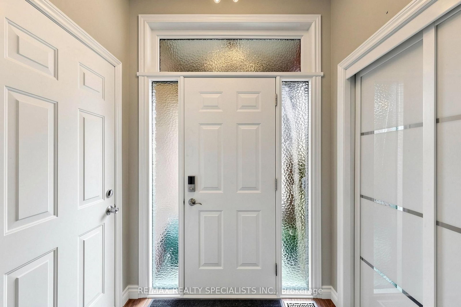 14 Kimberly Court — photo 5