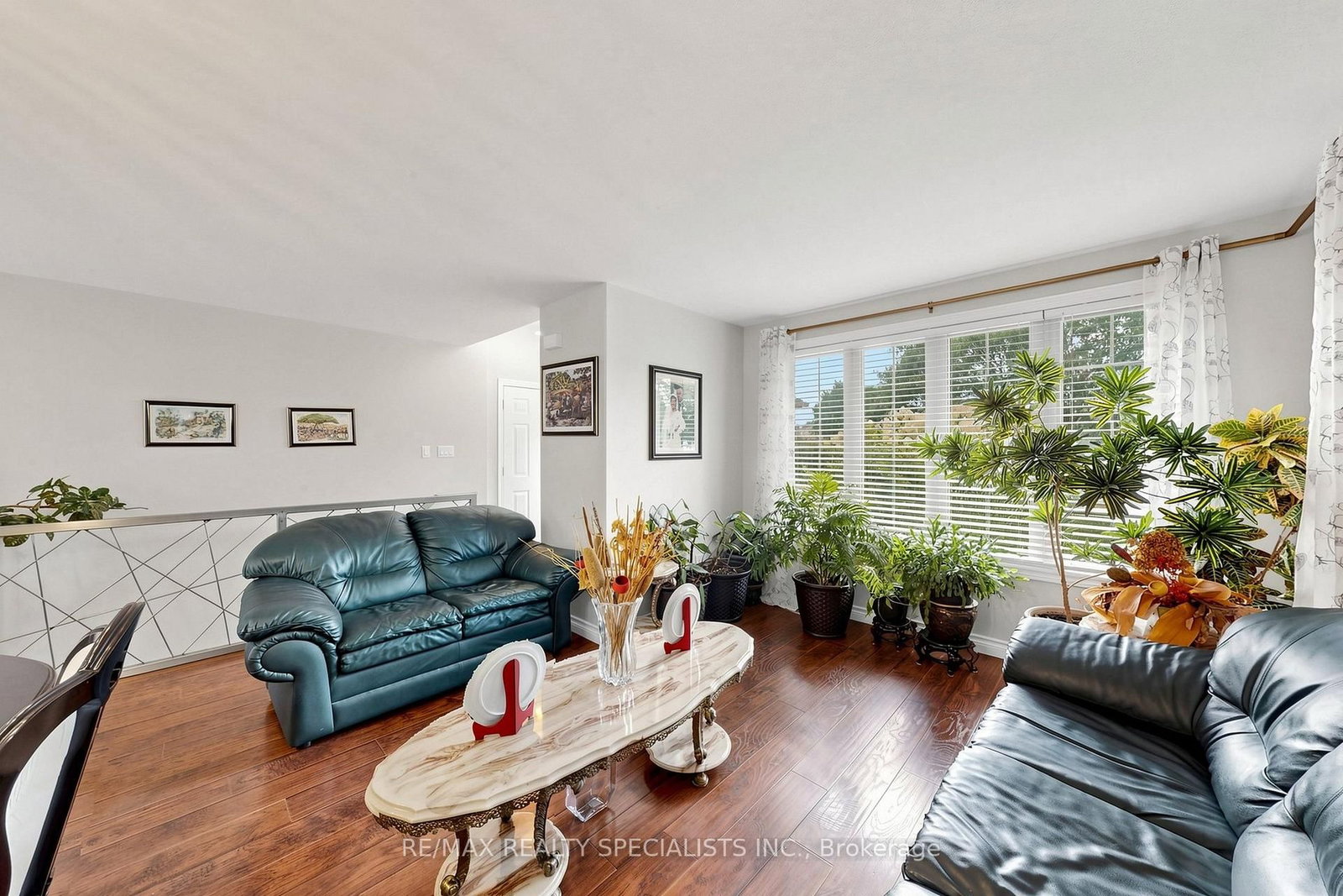 14 Kimberly Court • Brantford, ON photo 6