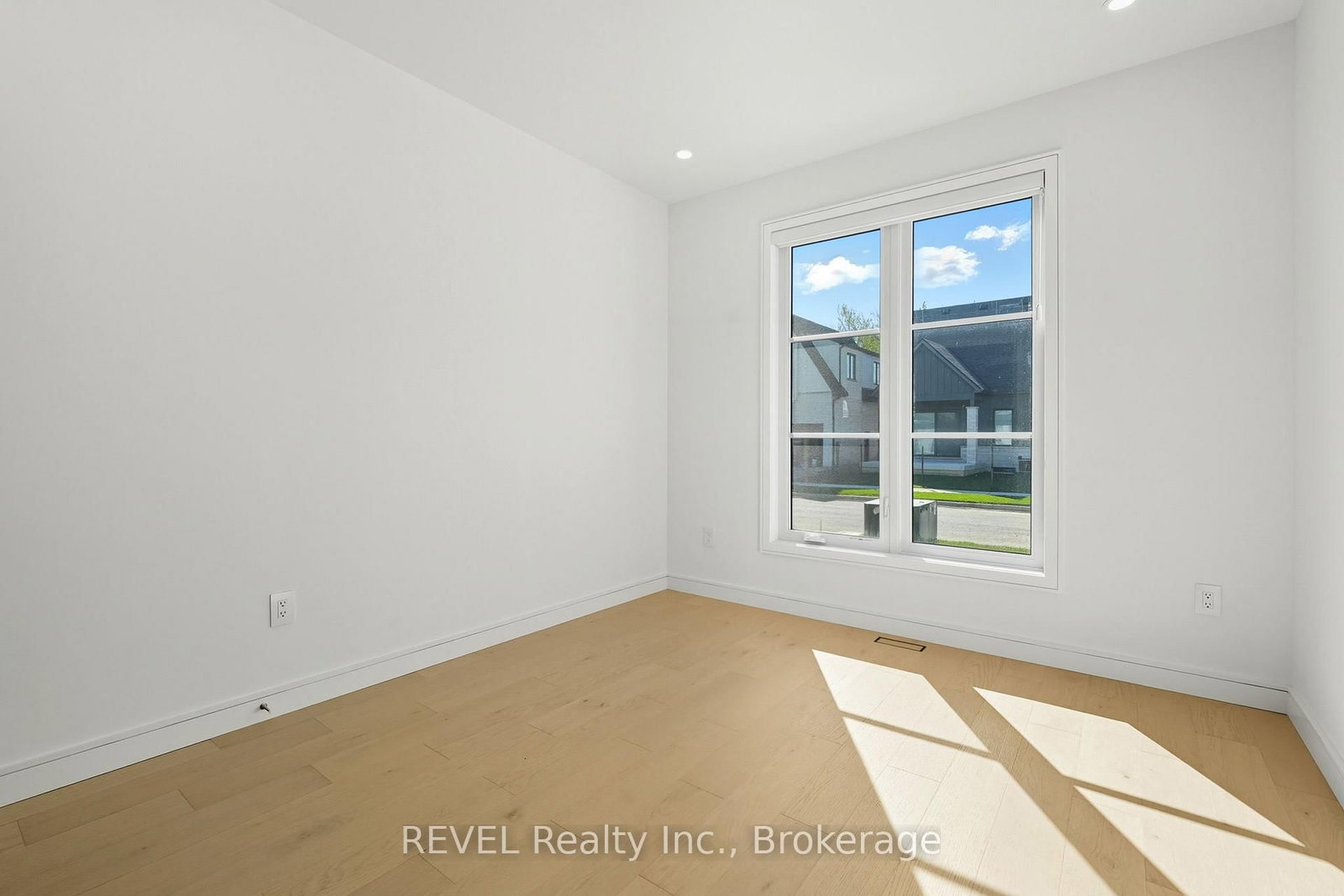 40 IVY Crescent • Thorold, ON photo 16