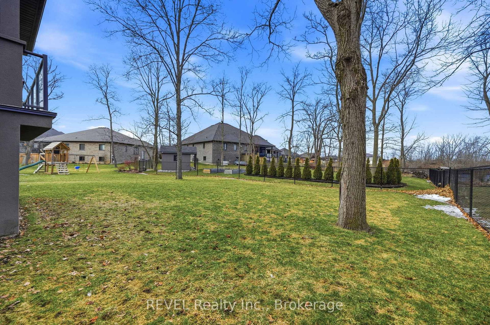 713 Clarence Street • Port Colborne, ON photo 45