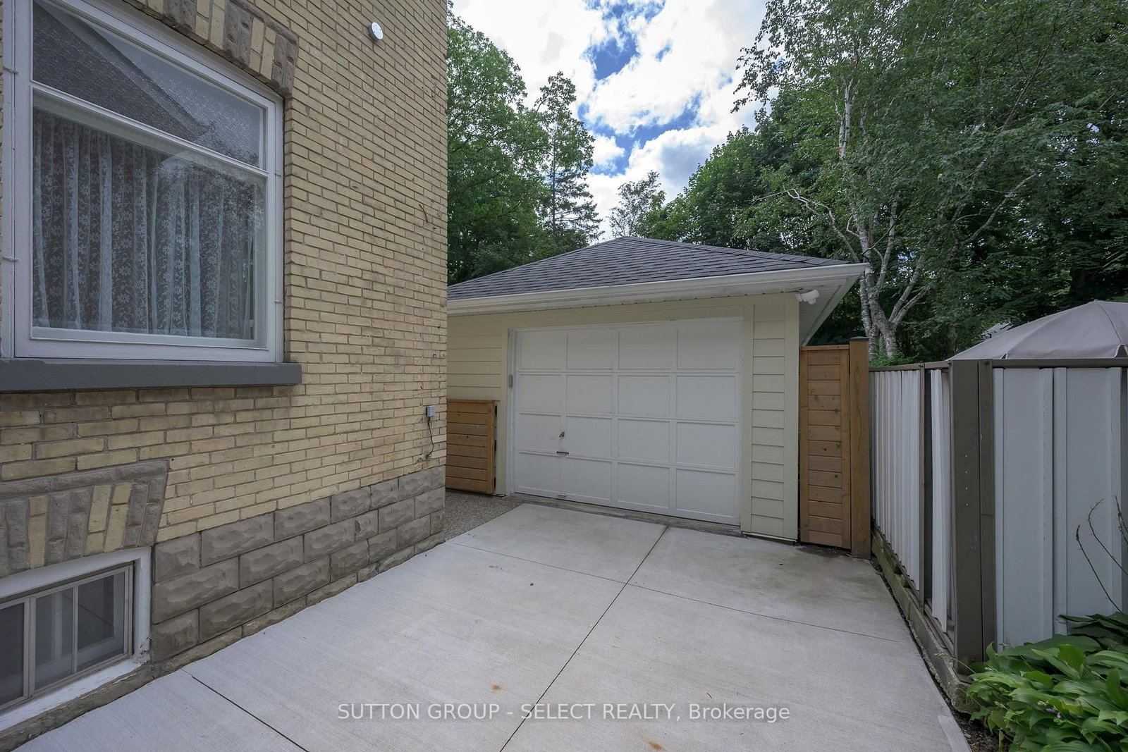 345 Tecumseh Avenue E • London South, ON photo 26