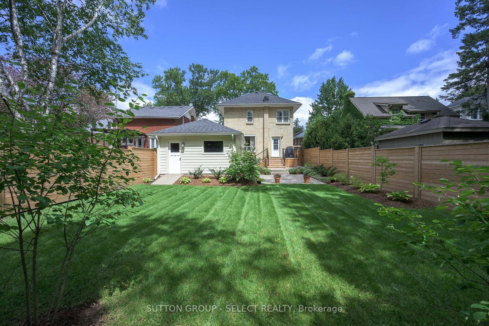 345 Tecumseh Avenue E • London South, ON photo 34