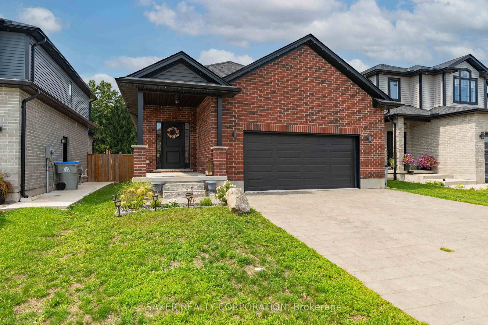 7 Armstrong Street, Strathroy-Caradoc, photo 1