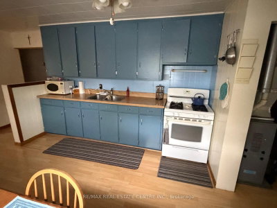 38 2nd Avenue • South Algonquin, ON photo 7
