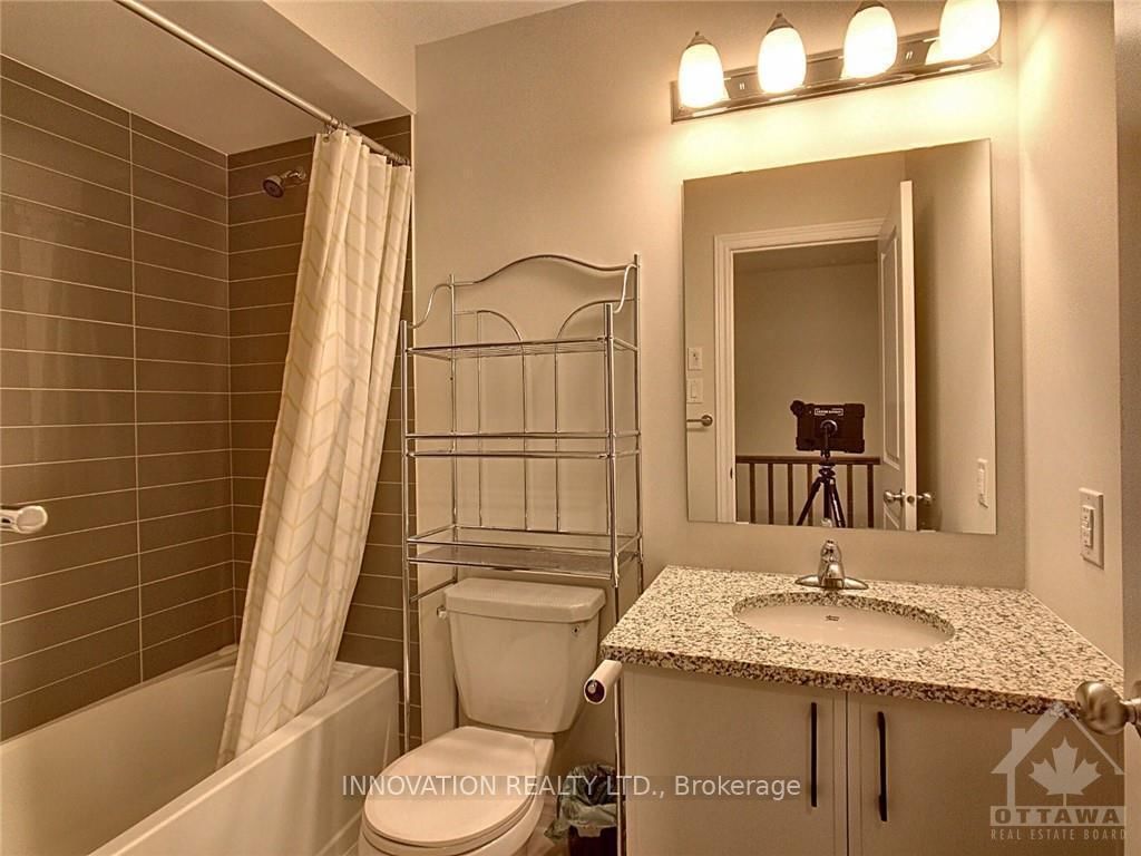 327 Barrett Farm Drive N • Ottawa, ON photo 22