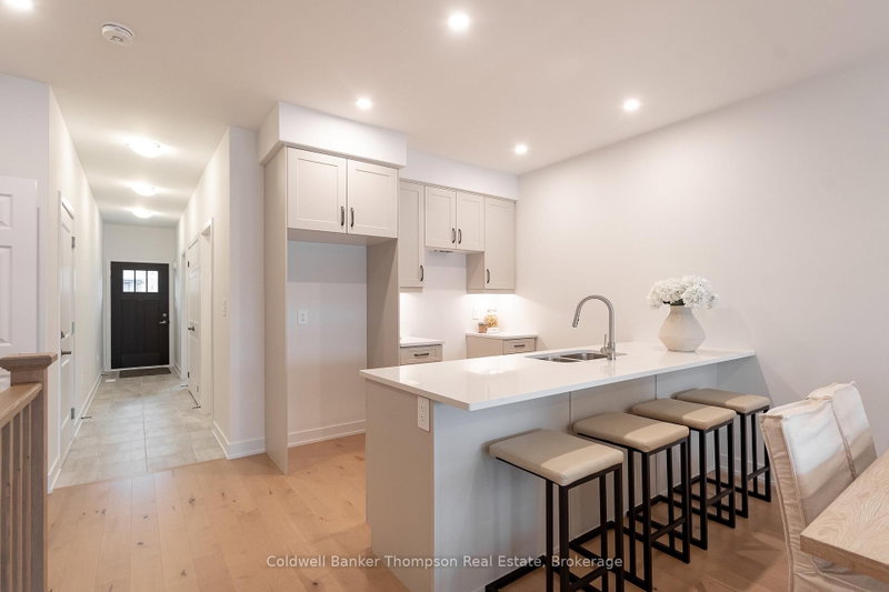 44 Charles Morley Boulevard