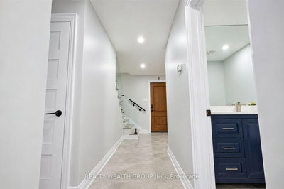 264 Shakespeare Drive • Waterloo, ON photo 4