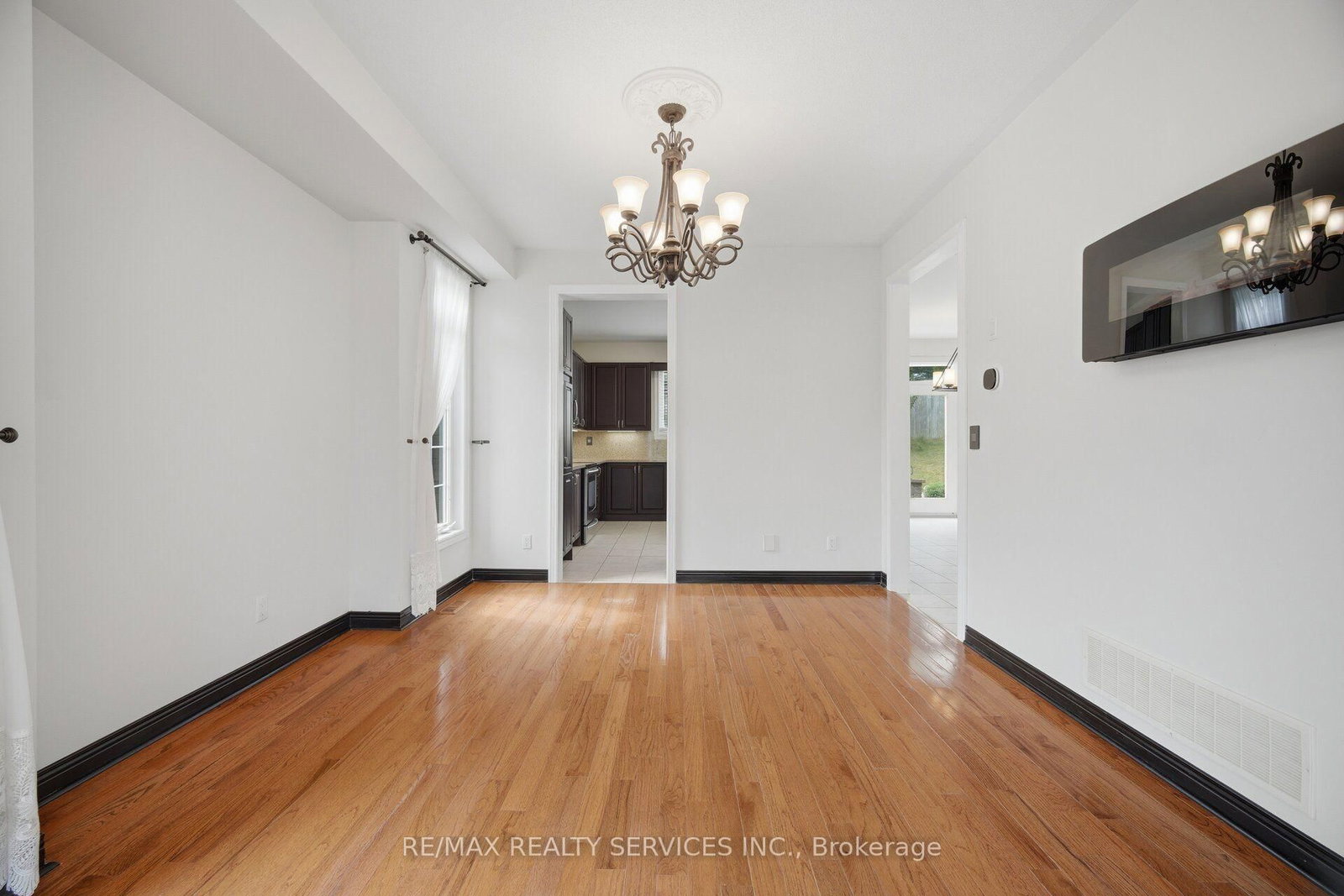 15 Upper Canada Drive • Erin, ON photo 11