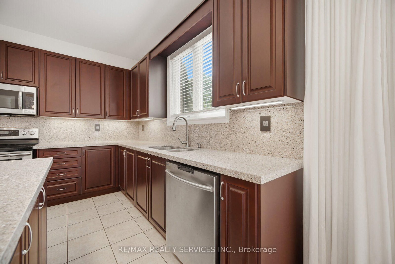 15 Upper Canada Drive • Erin, ON photo 14