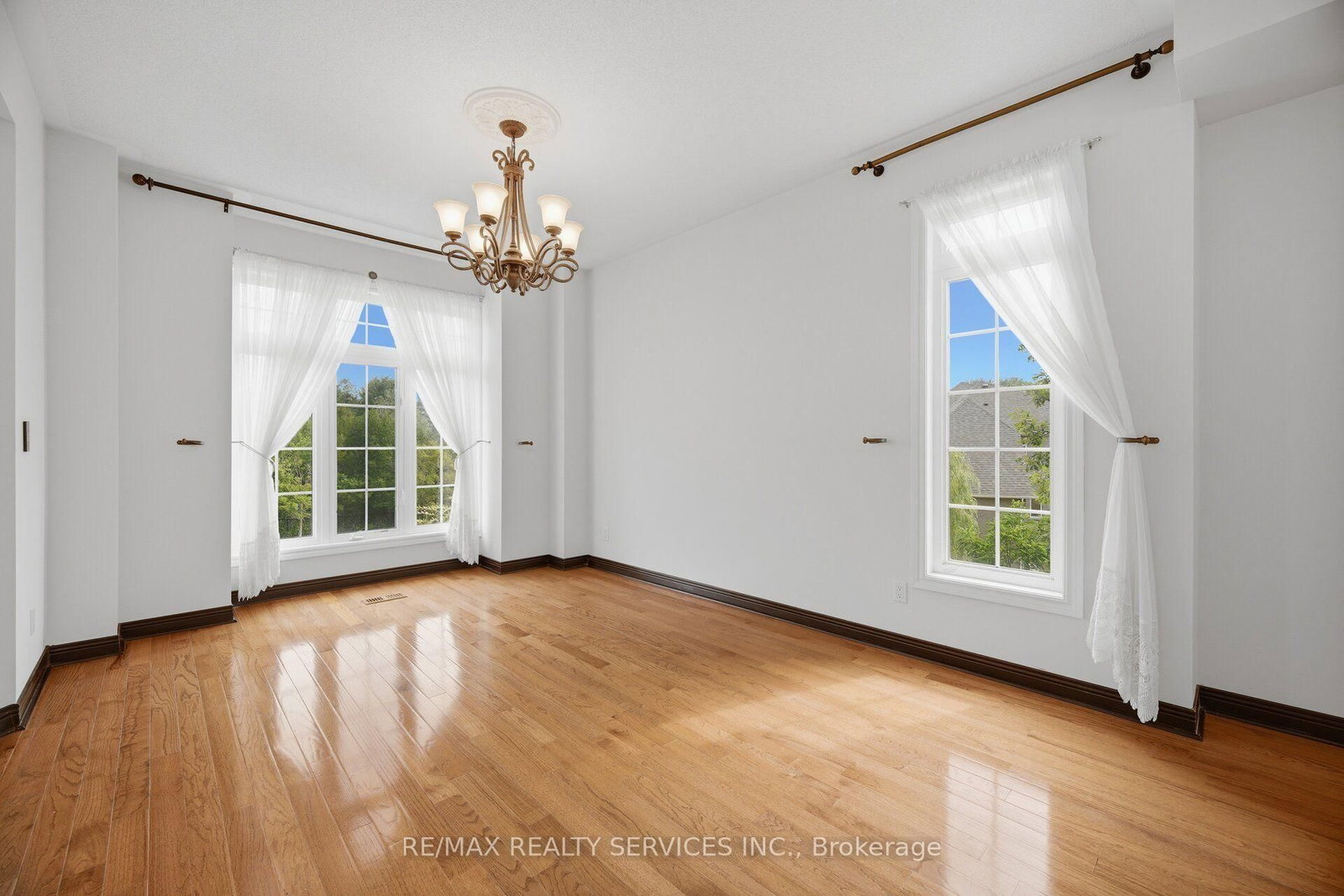 15 Upper Canada Drive • Erin, ON photo 8