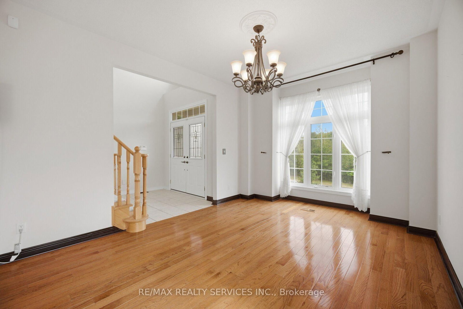 15 Upper Canada Drive • Erin, ON photo 9