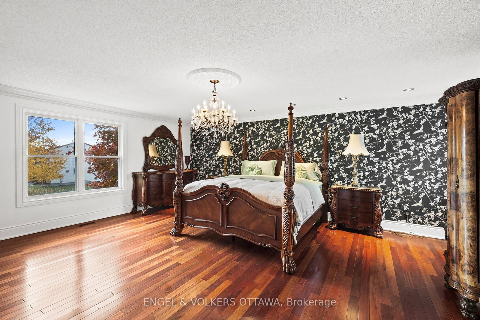 563 Merkley Drive • Ottawa, ON photo 18