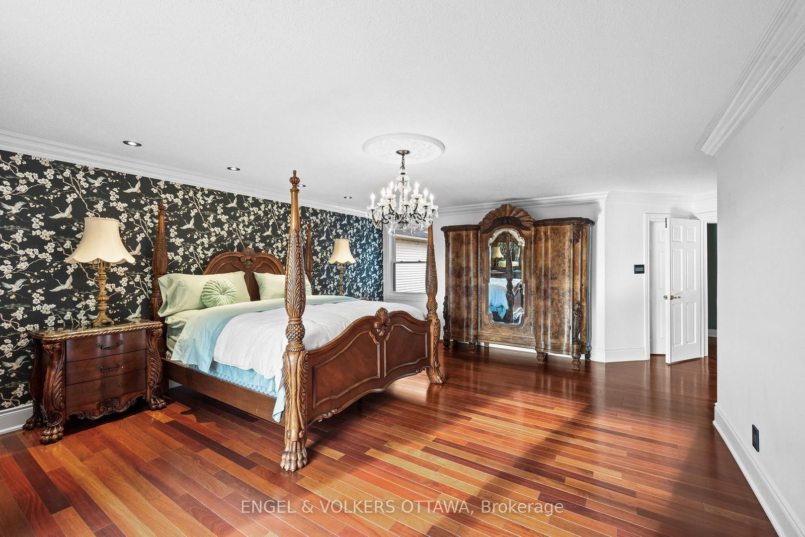 563 Merkley Drive • Ottawa, ON photo 19