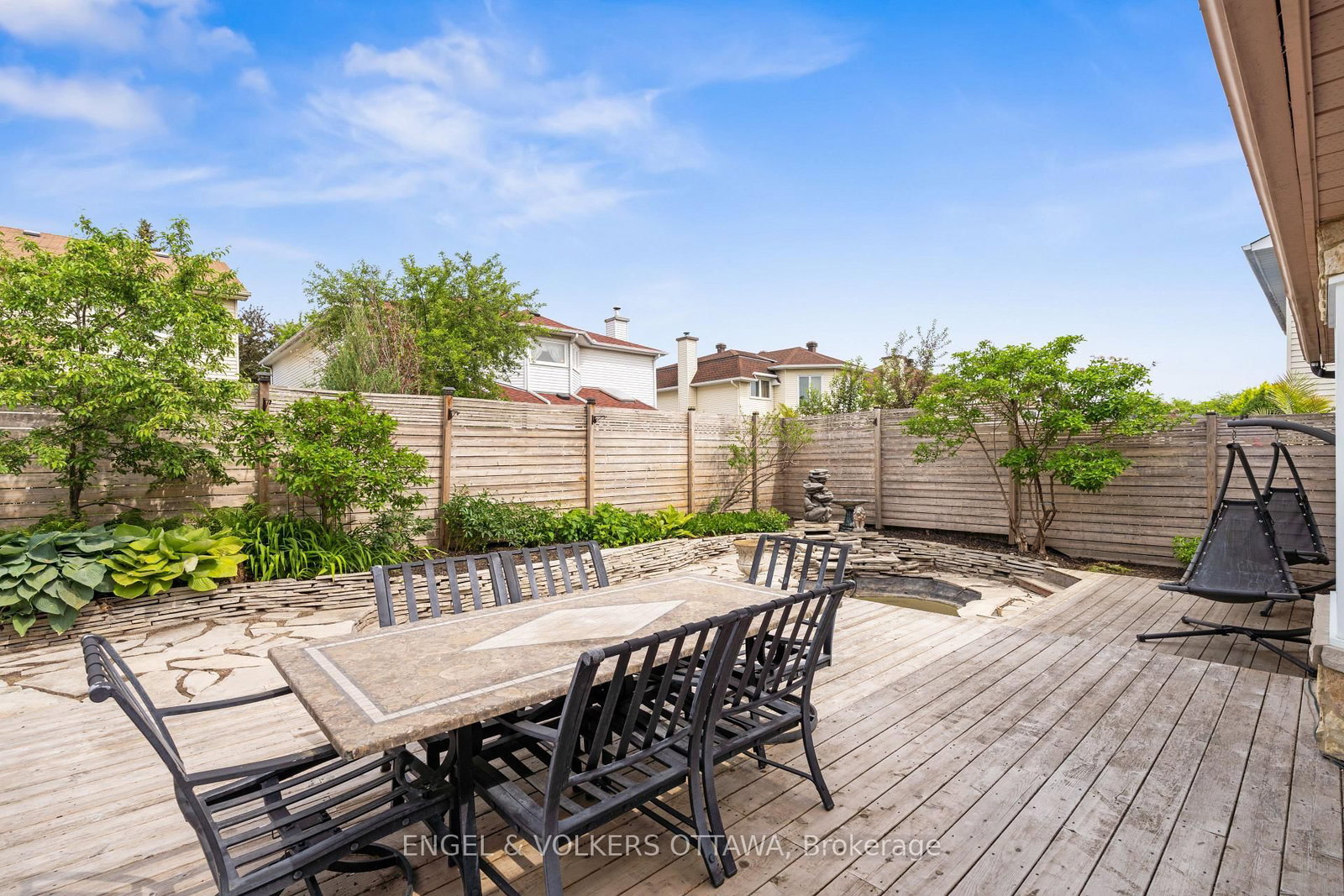 563 Merkley Drive • Ottawa, ON photo 38