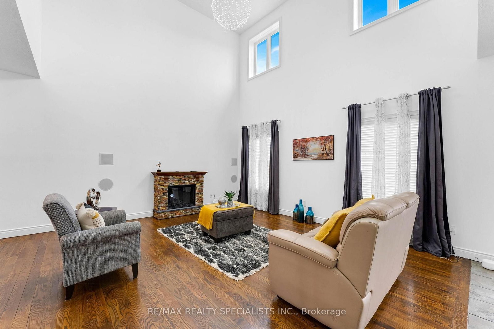 708 Spitfire Street • Woodstock, ON photo 12