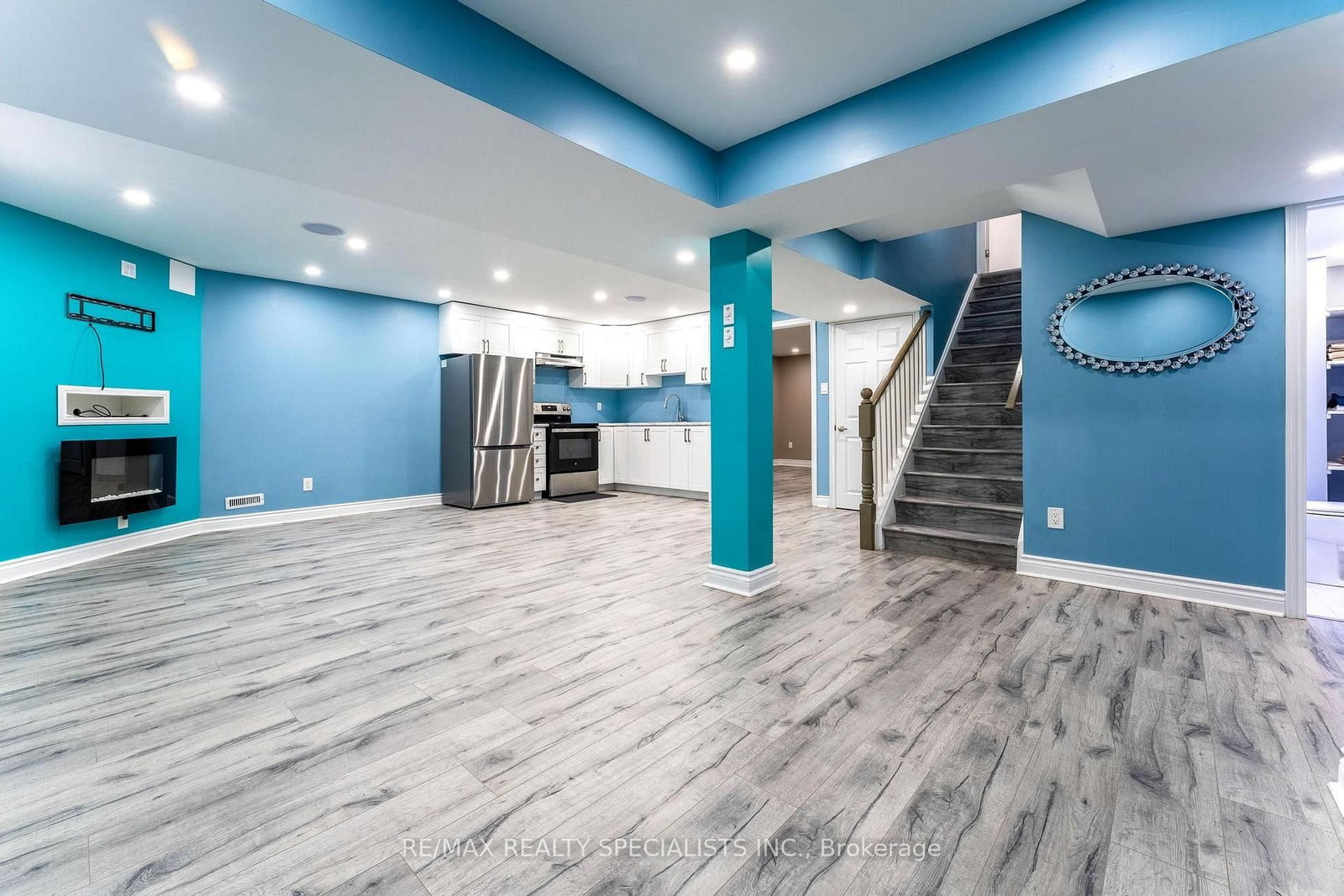 708 Spitfire Street • Woodstock, ON photo 25