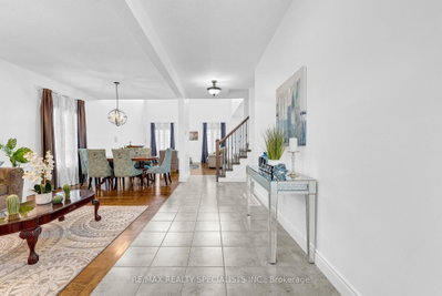 708 Spitfire Street • Woodstock, ON photo 9