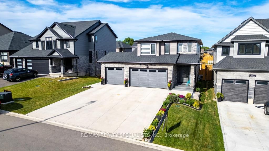 45 Peggy Avenue • South-West Oxford, ON photo 1