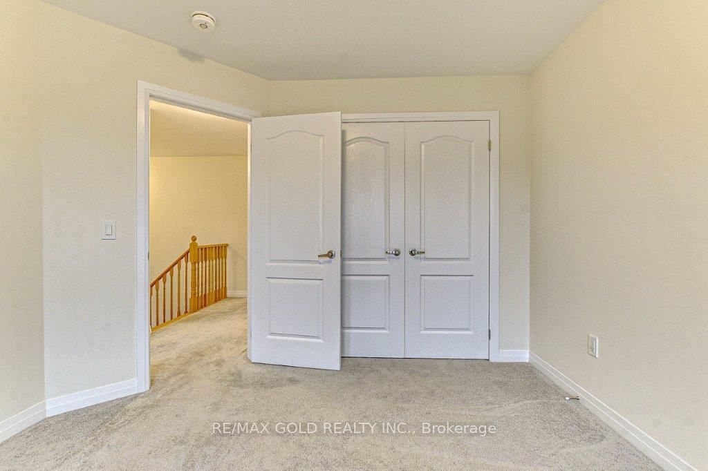 120 Huntingford Trail • Woodstock, ON photo 23
