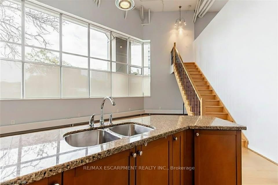 66 Bay Street S • #106 • Hamilton, ON photo 10