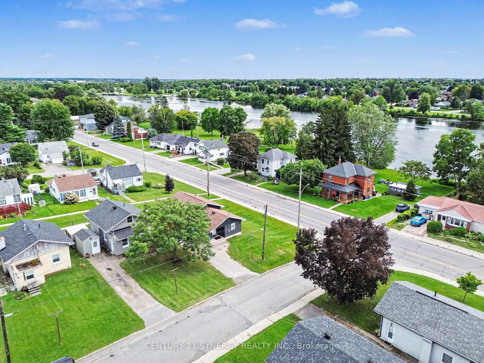 3 McKenzie Avenue • Smiths Falls, ON photo 23