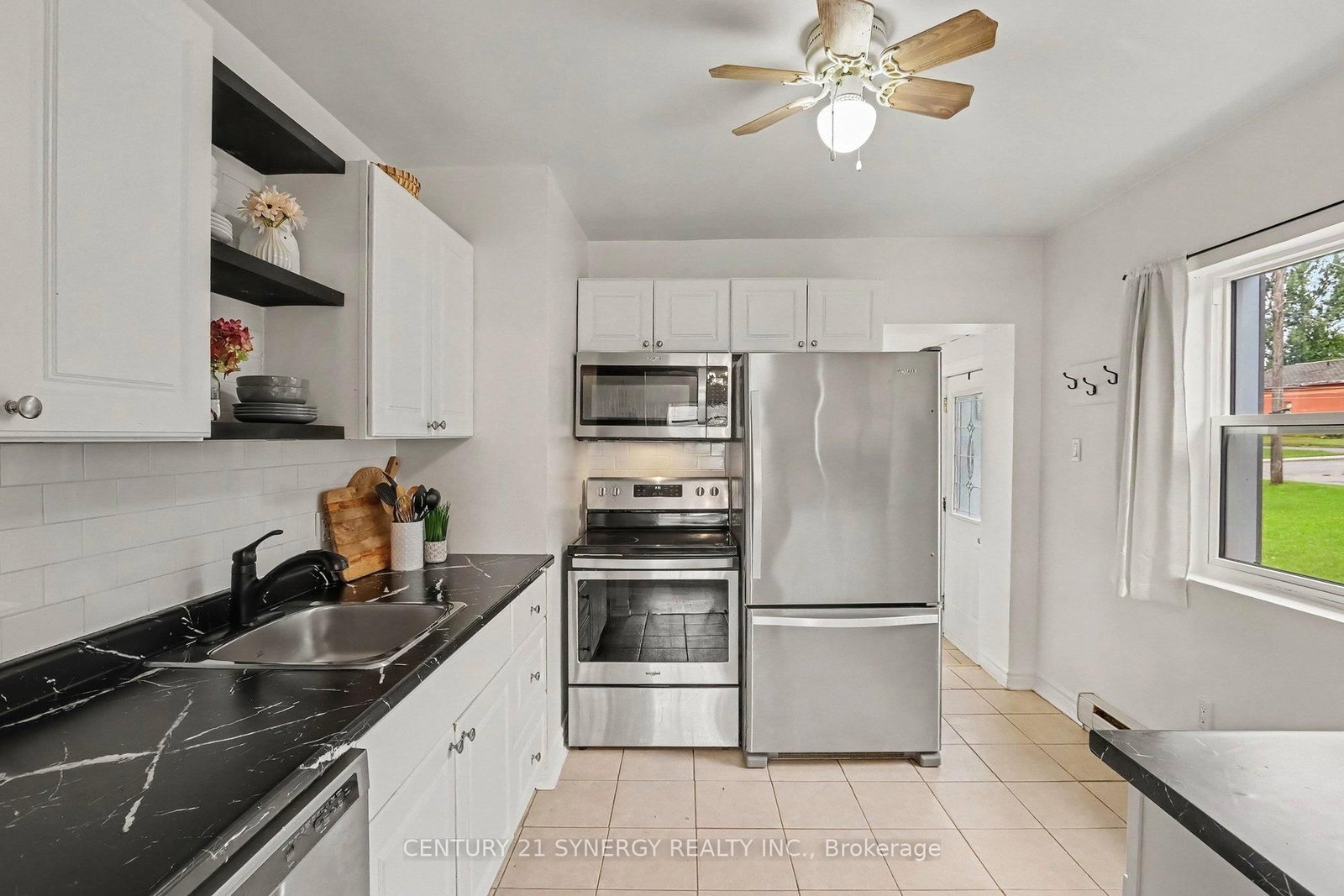 3 McKenzie Avenue • Smiths Falls, ON photo 5