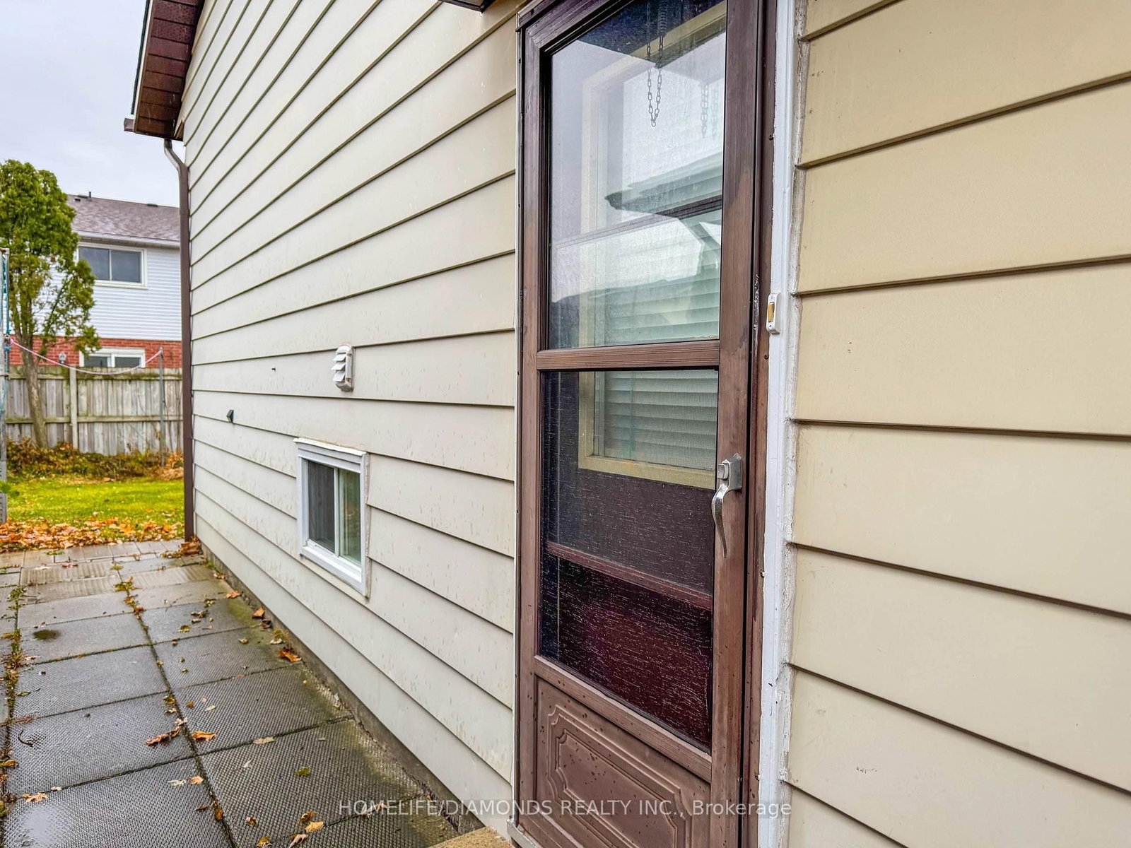 15 Keefer Road • Thorold, ON photo 41