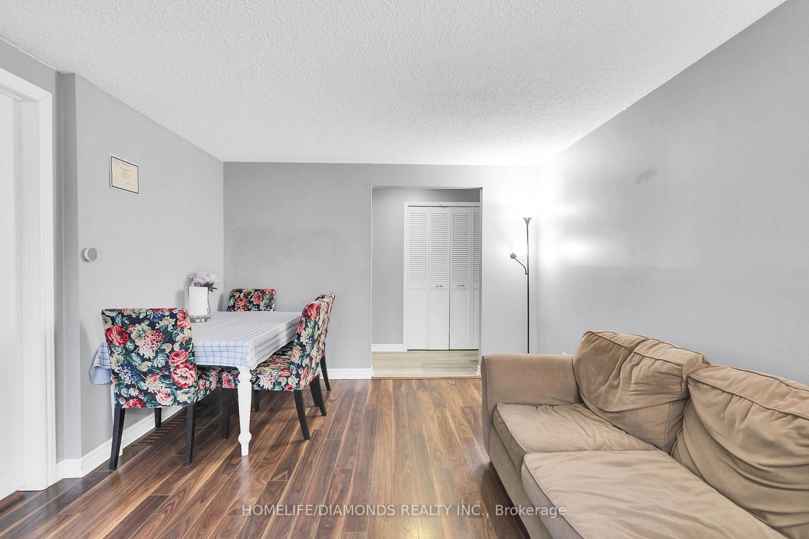 15 Keefer Road • Thorold, ON photo 9