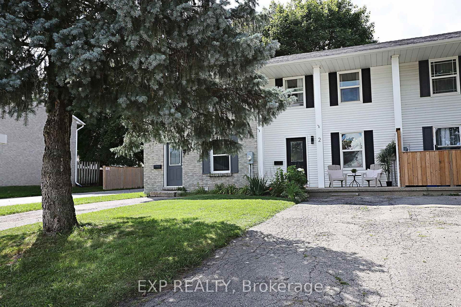 Townhouse sold at 2-59 Blandford Street, Woodstock, Ontario, N4S 7H7 - North - MLS: X13726202