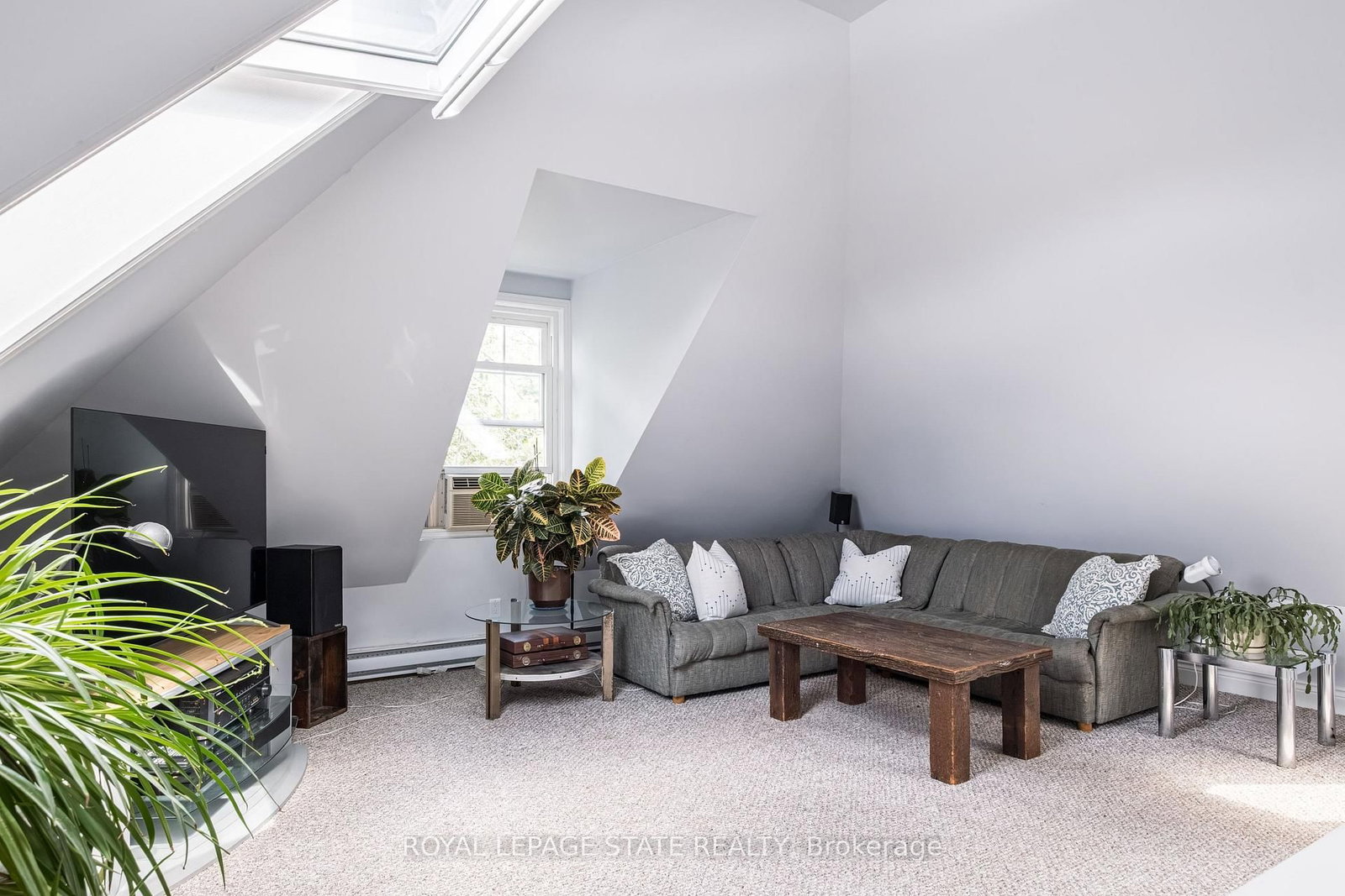 118 Markland Street • Hamilton, ON photo 36