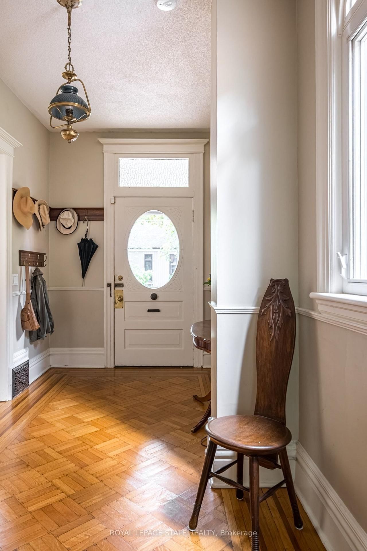 118 Markland Street • Hamilton, ON photo 6