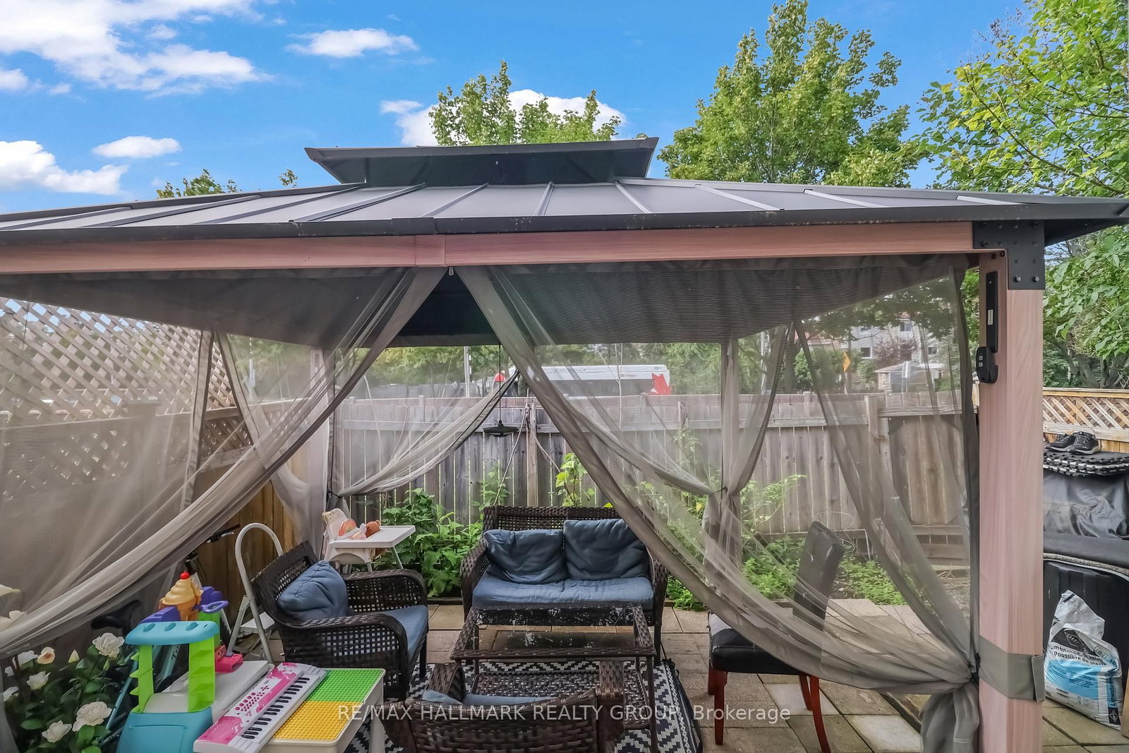 472 Valade Crescent • #14 • Ottawa, ON photo 14