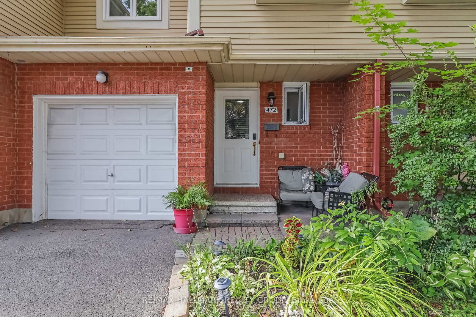 472 Valade Crescent • #14 • Ottawa, ON photo 3