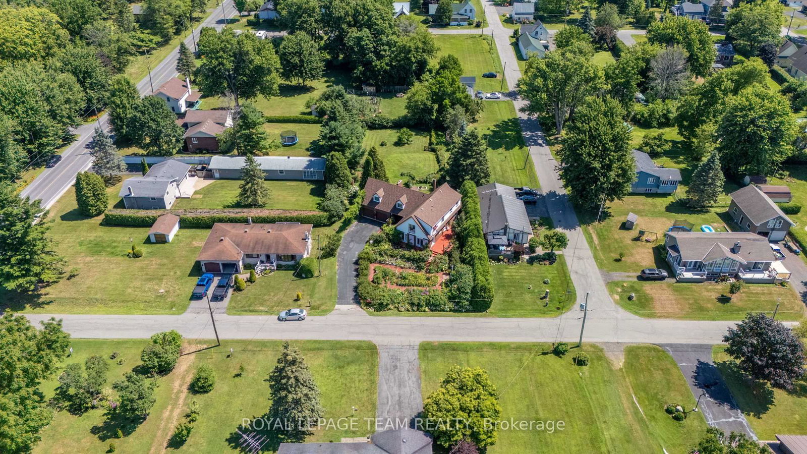 5687 Cherry Street • South Dundas, ON photo 32