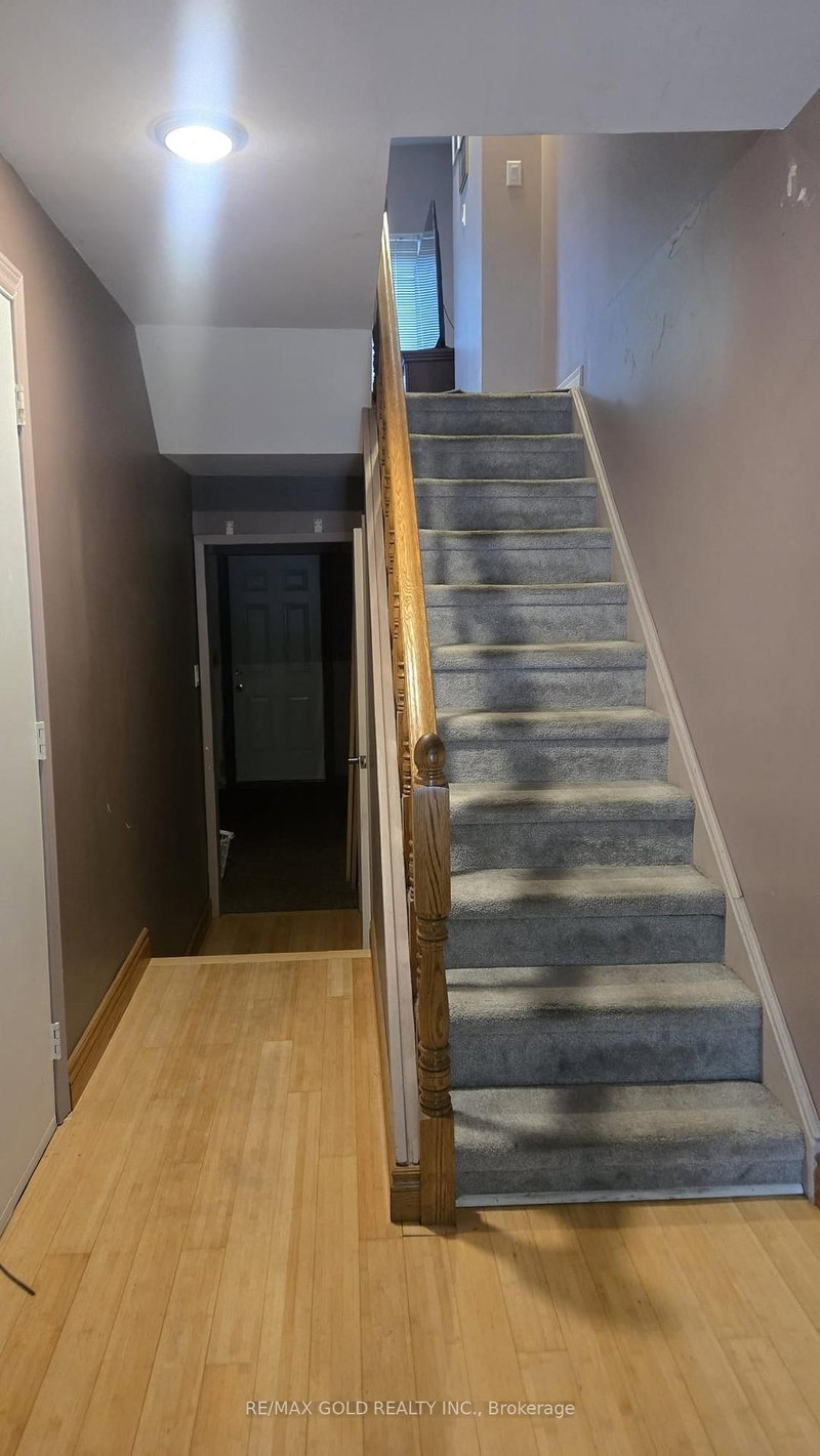 15 - 6 Loconder Drive
