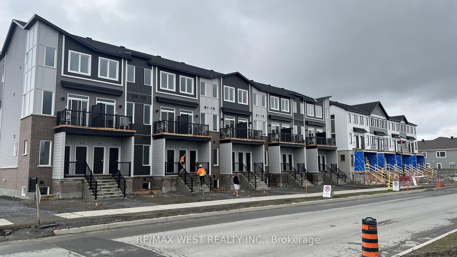 Front view of 753 Utopie Private, Ottawa