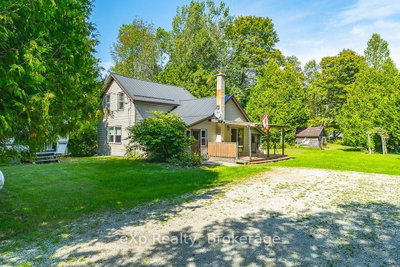 520 Huron Road • South Bruce Peninsula, ON photo 2