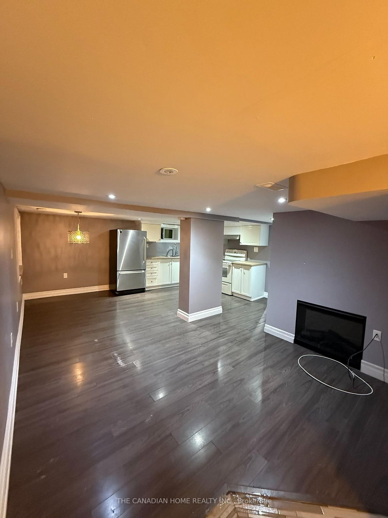 163 Dundas Street