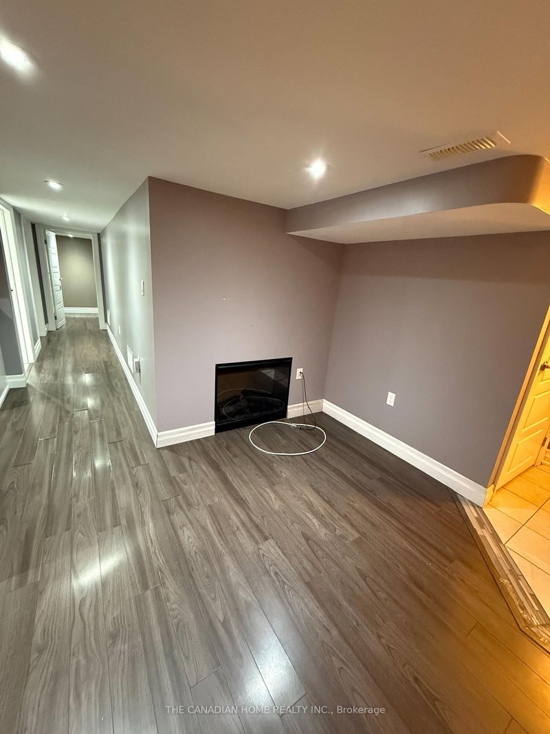 163 Dundas Street
