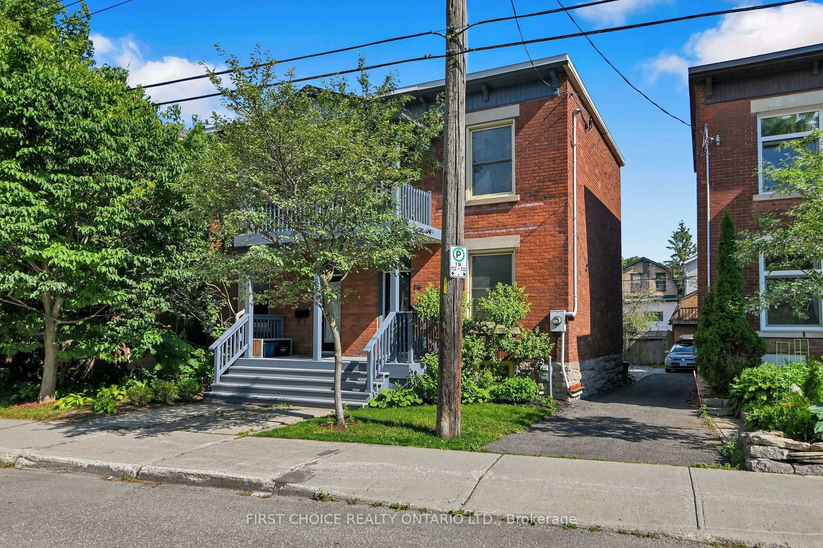 276 Fifth Avenue • Ottawa, ON photo 2