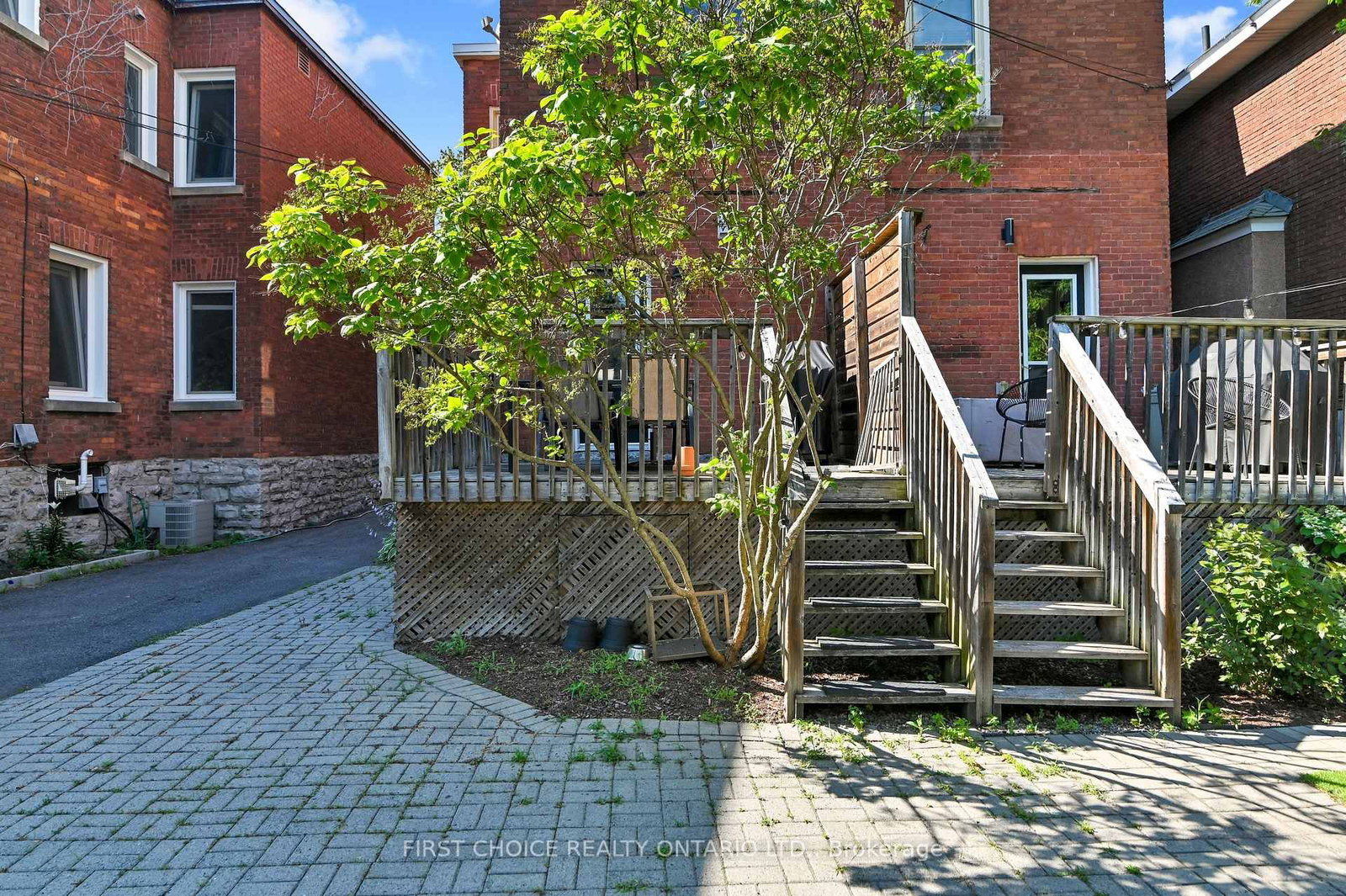 276 Fifth Avenue • Ottawa, ON photo 30