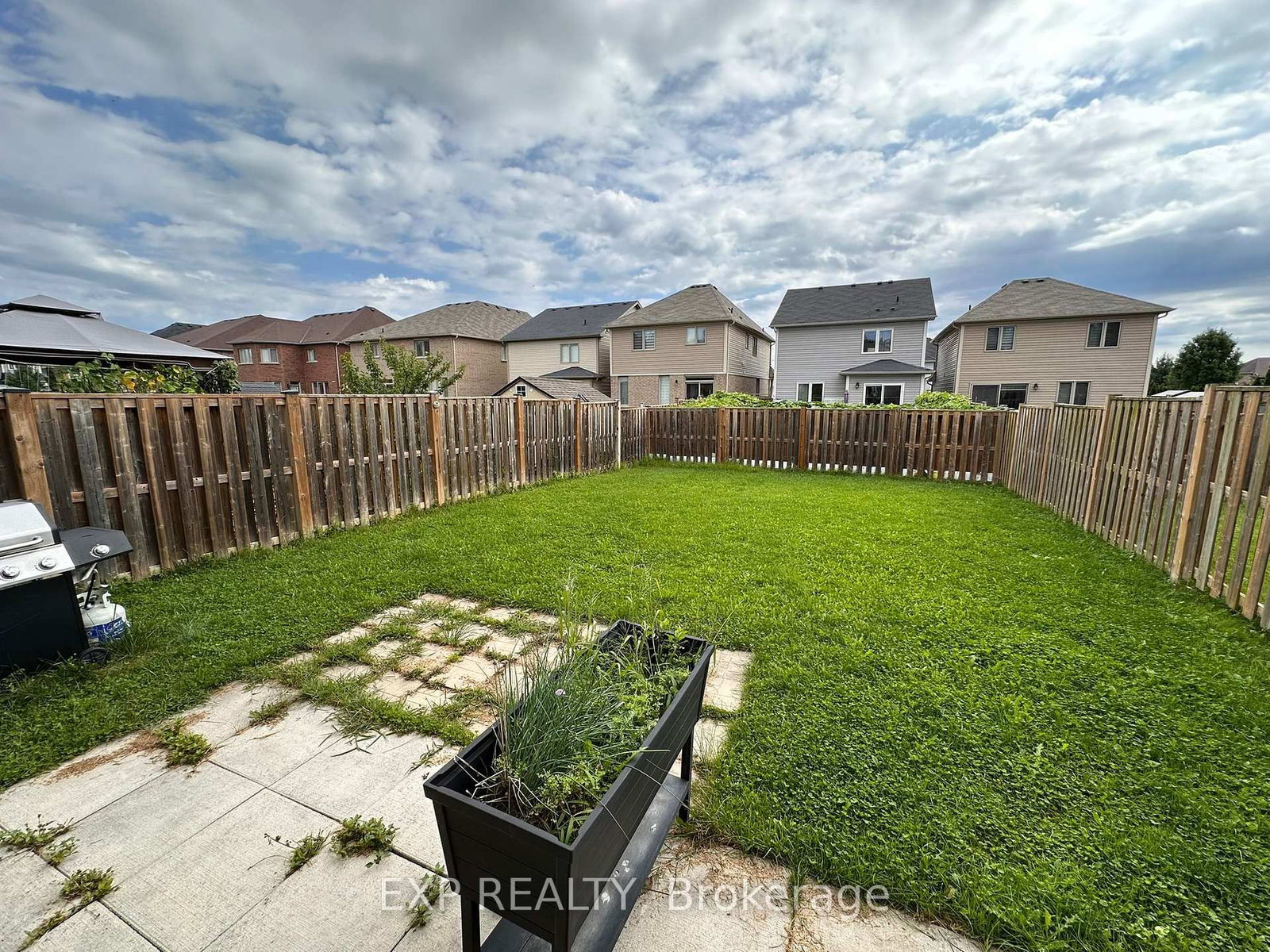 8660 Dogwood Crescent • Niagara Falls, ON photo 32